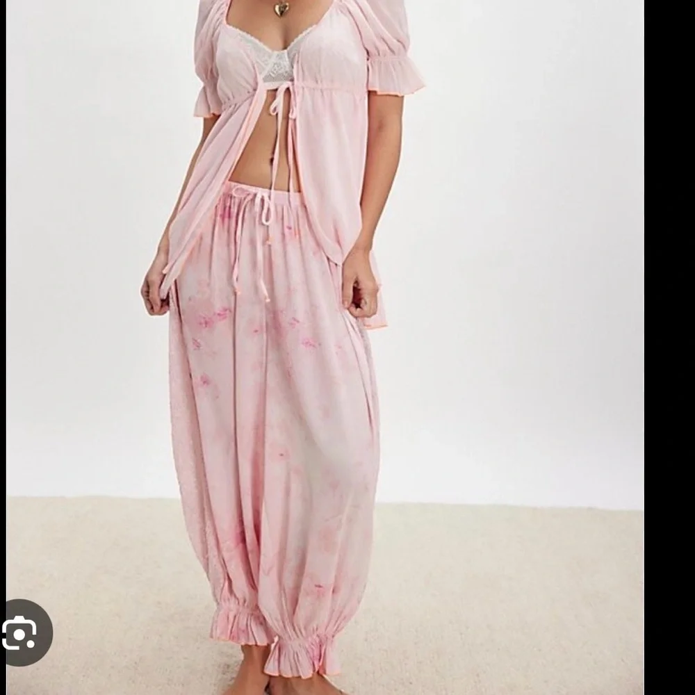 Free People Ready To Go Bloomer Pants Small Pink Combo NWT
